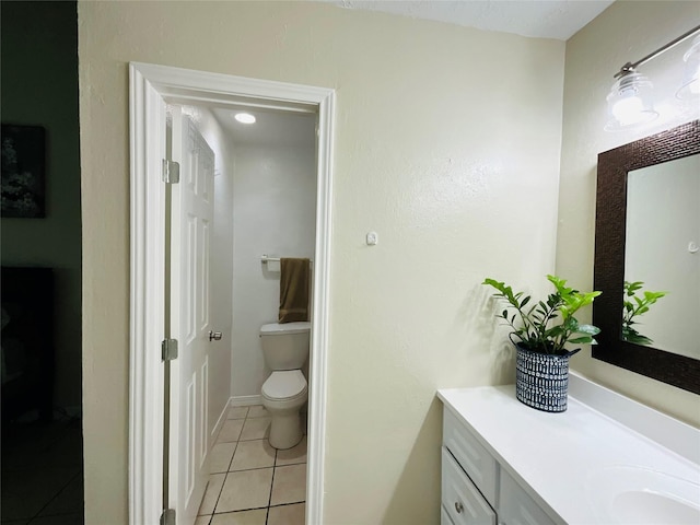 6404 Quail Meadow Dr, Houston, TX 77035 - bathroom with vanity and tile patterned floors