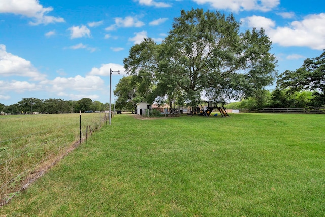 40670 Jozwiak Ln, Hempstead, TX 77445 - view of yard