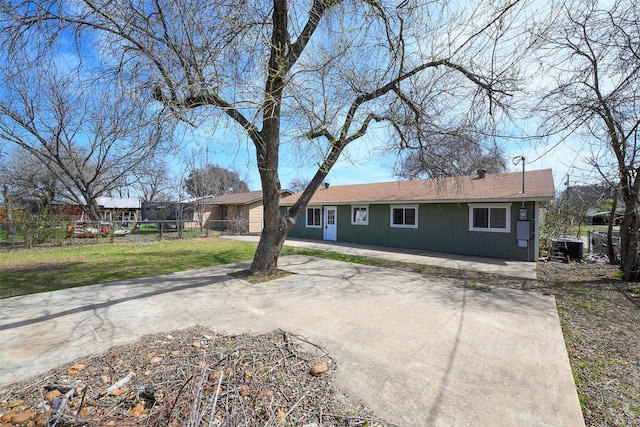 1531 Lahn Rd, New Braunfels, TX 78130 - single story home featuring a patio