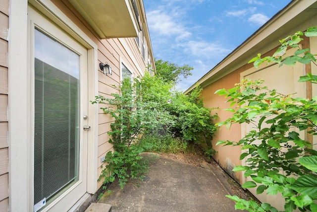 8030 Grow Ln, Houston, TX 77040 - view of patio