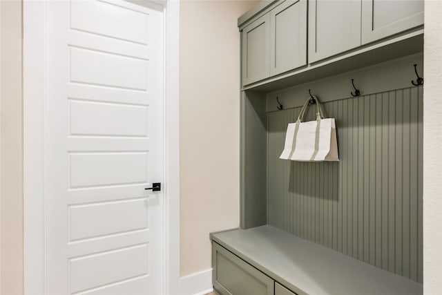 1430 Bluebonnet Ridge Dr, Chappell Hill, TX 77426 - mudroom with baseboards
