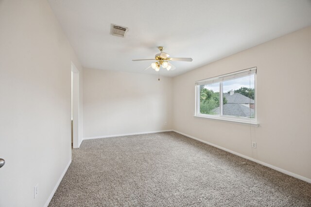 2537 La Rochelle Ct, Seabrook, TX 77586 - unfurnished room featuring carpet flooring and a ceiling fan