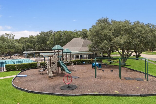 2537 La Rochelle Ct, Seabrook, TX 77586 - view of community playground