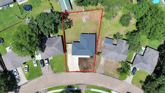 2811 Wentworth Ln, Pasadena, TX 77506 - aerial view of residential area featuring property parcel outlined