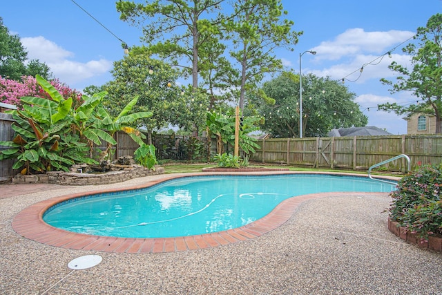 8806 Aberdeen Oaks Dr, Houston, TX 77095 - view of pool with a fenced backyard