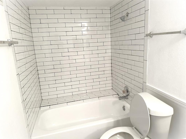 2824 S Bartell Dr, Houston, TX 77054 - full bath with toilet and  shower combination