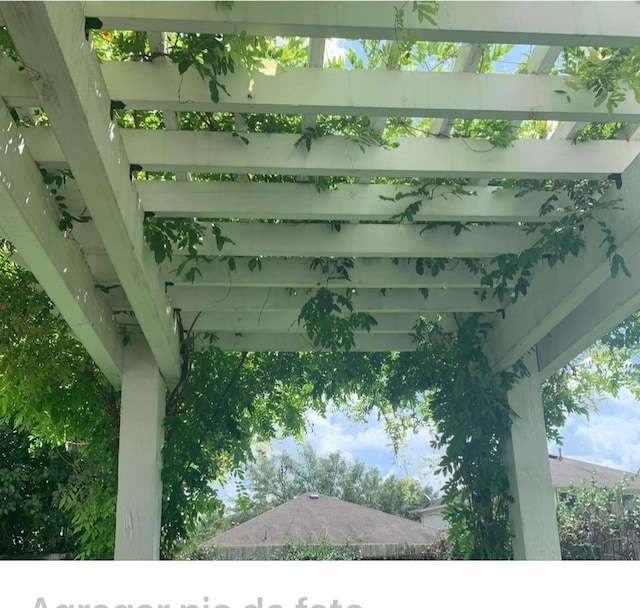 9207 Dairy View Ln, Houston, TX 77099 - exterior view