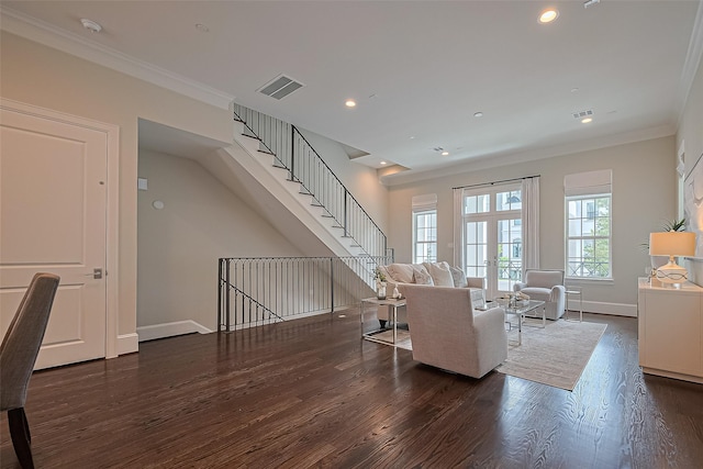 817 Blackshire Ln, Houston, TX 77055 - living area featuring dark wood-style flooring, crown molding, and recessed lighting