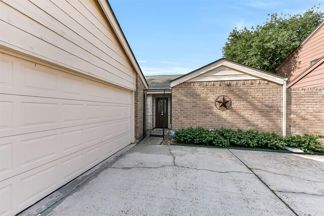 16627 Neumann Dr, Houston, TX 77058 - photo 4