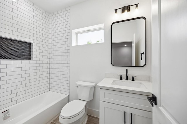 2015 Brackenridge St Unit B, Houston, TX 77026 - bathroom featuring vanity and shower / bathtub combination