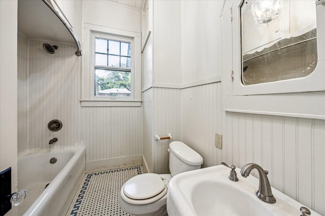 1407 S Baylor St, Brenham, TX 77833 - bathroom with toilet and shower / washtub combination