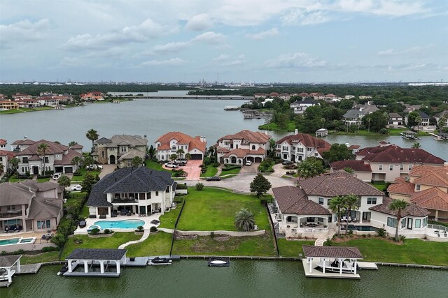 2910 N Island Dr, Seabrook, TX 77586
