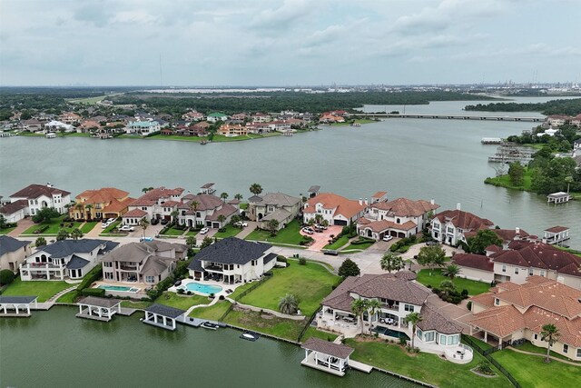 2910 N Island Dr, Seabrook, TX 77586