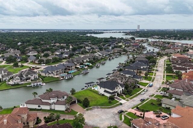 2910 N Island Dr, Seabrook, TX 77586