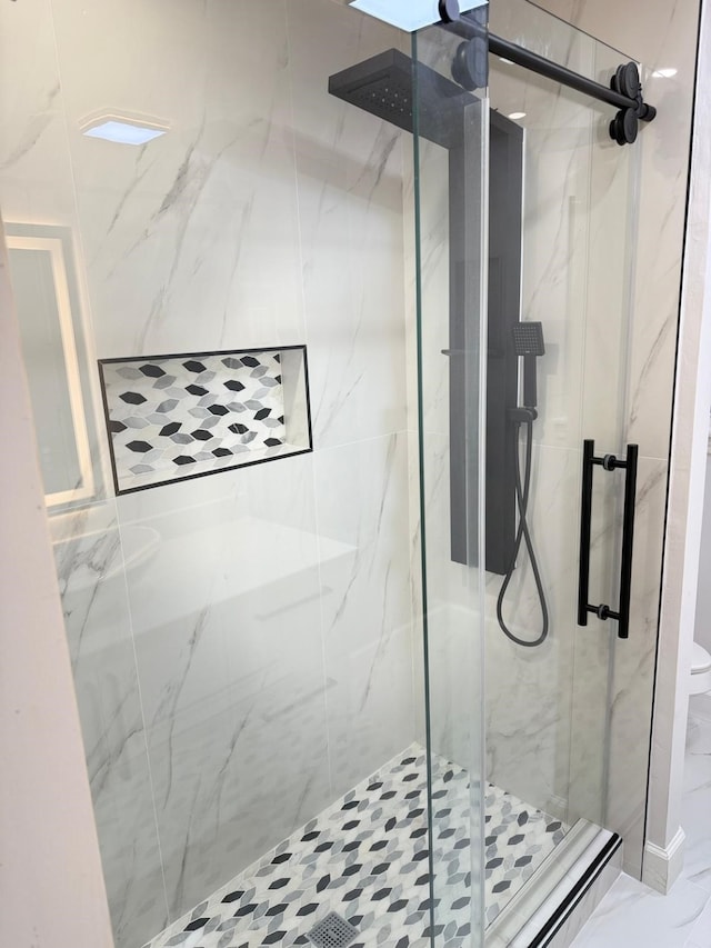 25907 Maplewood Dr, Spring, TX 77386 - full bath featuring a marble finish shower and toilet