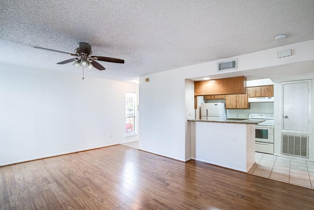 3919 Fairmont Pkwy Unit 177, Pasadena, TX 77504 - photo 4