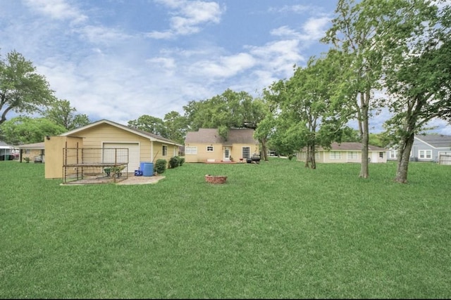 1800 Wright Blvd, Baytown, TX 77520 - view of green lawn