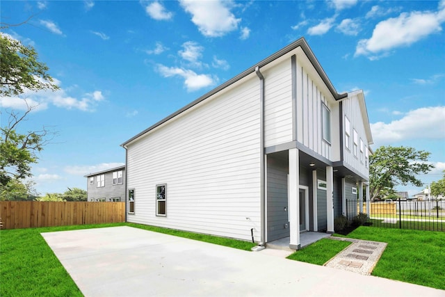 4601 Newberry St A/B, Unit A/B Houston, TX 77051 - rear view of house featuring a patio