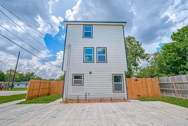 8125 Eastover St Unit Ab, Houston, TX 77028 - back of house