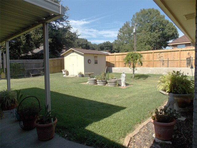 1501 E Pecan St, Brenham, TX 77833 - fenced backyard featuring a shed