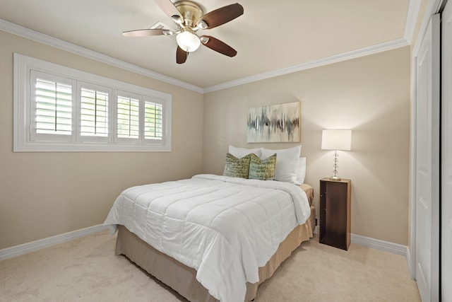 5743 Braesheather Dr, Houston, TX 77096 - bedroom featuring light colored carpet, crown molding, and ceiling fan