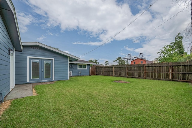 3810 Marlin Ln, La Porte, TX 77571 - fenced backyard featuring french doors