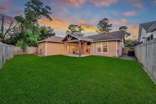 1822 Gardenia Dr, Houston, TX 77018 - back of house featuring a patio area and a fenced backyard