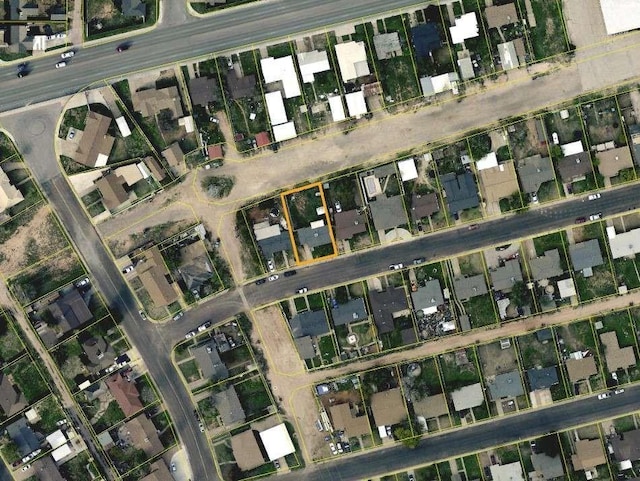 1303 Doran Dr, Odessa, TX 79761 - photo 2