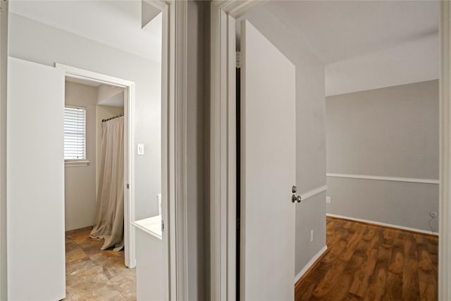 8214 Camborne Ln, Houston, TX 77070 - view of hallway