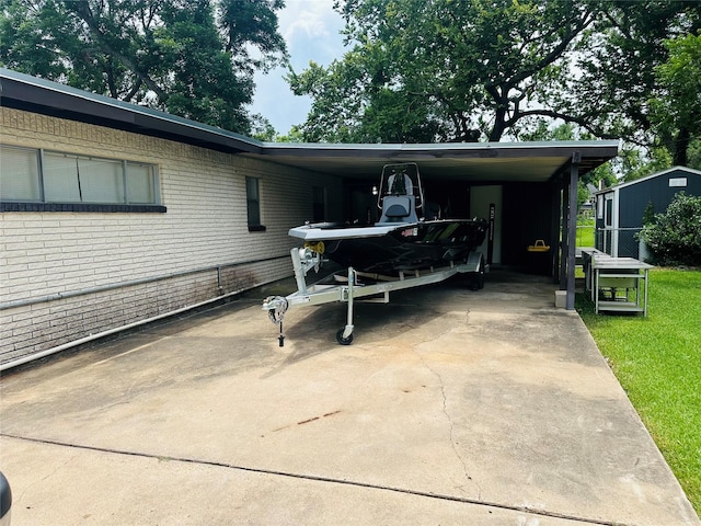 107 Southern Oaks Dr, Lake Jackson, TX 77566 - view of parking / parking lot featuring concrete driveway and a carport