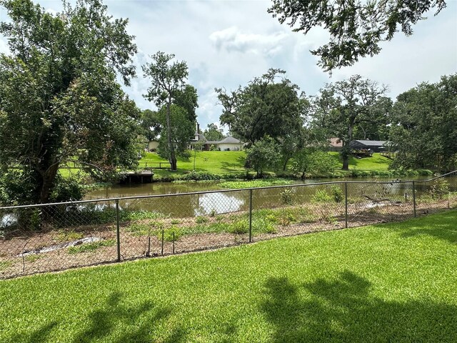 107 Southern Oaks Dr, Lake Jackson, TX 77566 - photo 9