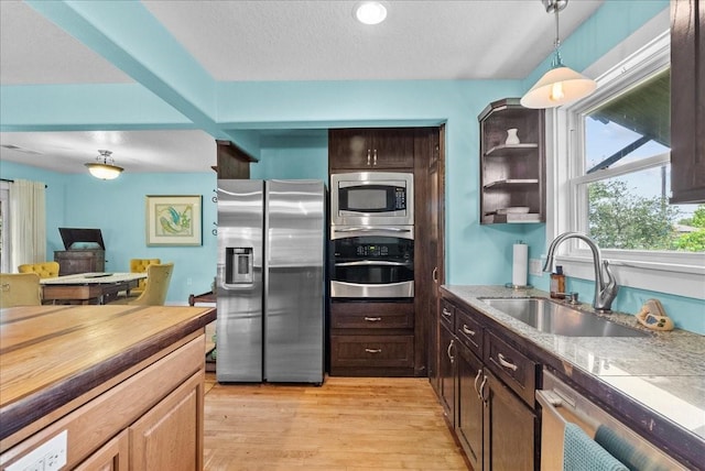 939 17th St, San Leon, TX 77539