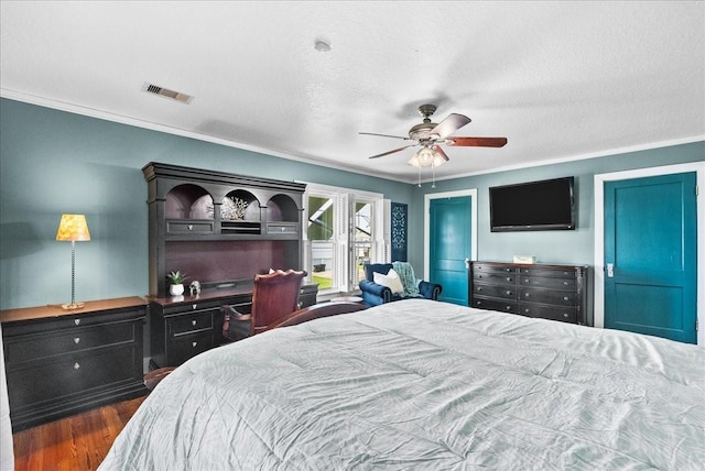 939 17th St, San Leon, TX 77539