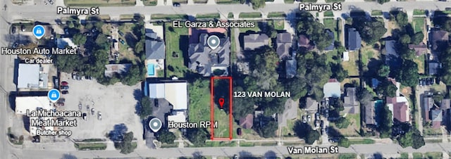 121-123 Van Molan St, Houston, TX 77022
