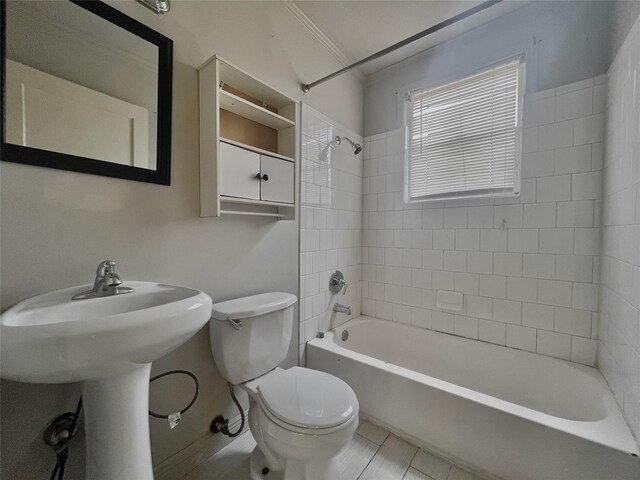 3933 Linder St, Houston, TX 77026 - photo 3