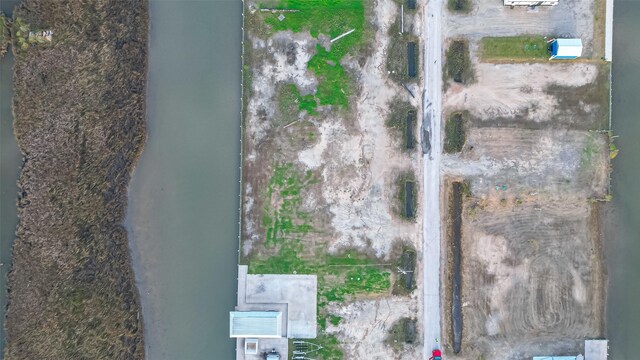 1111 Gator Pt, Crystal Beach, TX 77650 - photo 11