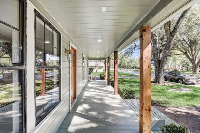 707 N Main St, Dayton, TX 77535 - view of porch
