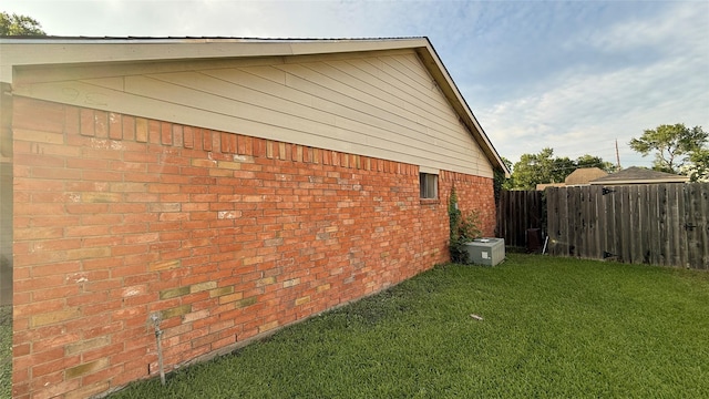 1830 Lansdowne Dr, Richmond, TX 77406 - view of property exterior with brick siding
