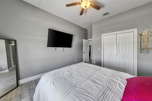 108 Bianca Cir, Del Valle, TX 78617 - bedroom featuring a closet and ceiling fan