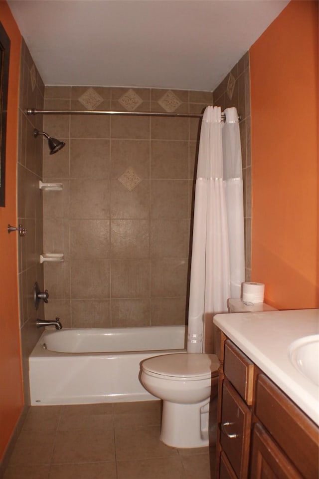 1408 Brandon Ct, Bay City, TX 77414 - bathroom with tile patterned flooring, shower / tub combo, and vanity