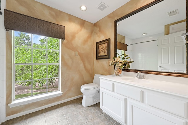 6102 Walkers Park Dr, Sugar Land, TX 77479 - full bath featuring vanity and tile patterned floors