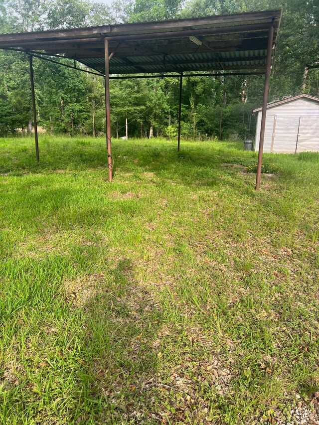 48 Magnolia Rd, Woodbranch, TX 77357