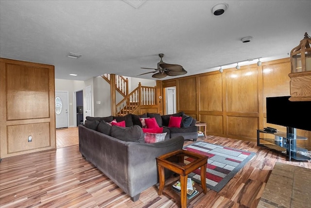9822 Sagedale Dr, Houston, TX 77089 - photo 6