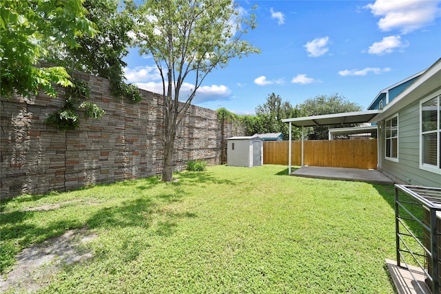 206 Delaney St, Houston, TX 77009 - fenced backyard with a shed and a patio area