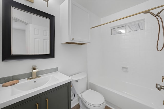 206 Delaney St, Houston, TX 77009 - full bath with vanity and tub / shower combination