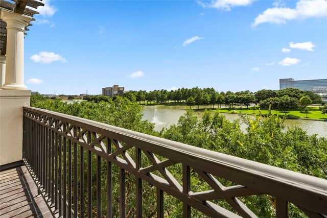 1332 Lake Pointe Pkwy, Sugar Land, TX 77478