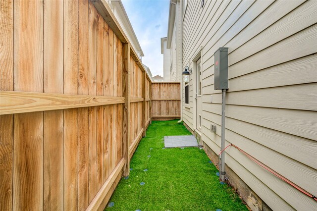 728 Carriage Knolls Dr, Houston, TX 77008 - photo 9