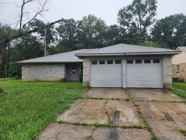 6410 Barrygate Dr, Spring, TX 77373 - view of front of house featuring brick siding, a front yard, and a shingled roof