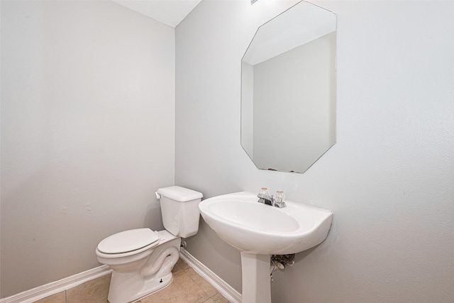 1811 Elm Shadow Dr, Missouri City, TX 77489 - bathroom featuring tile patterned floors and toilet