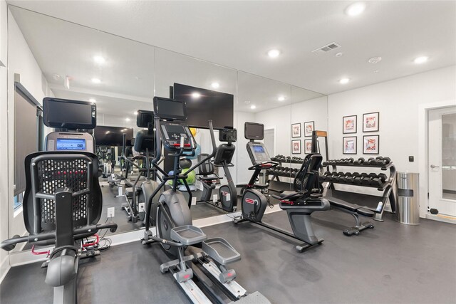 6804 Westview Dr Unit 1307, Houston, TX 77055 - exercise room featuring recessed lighting